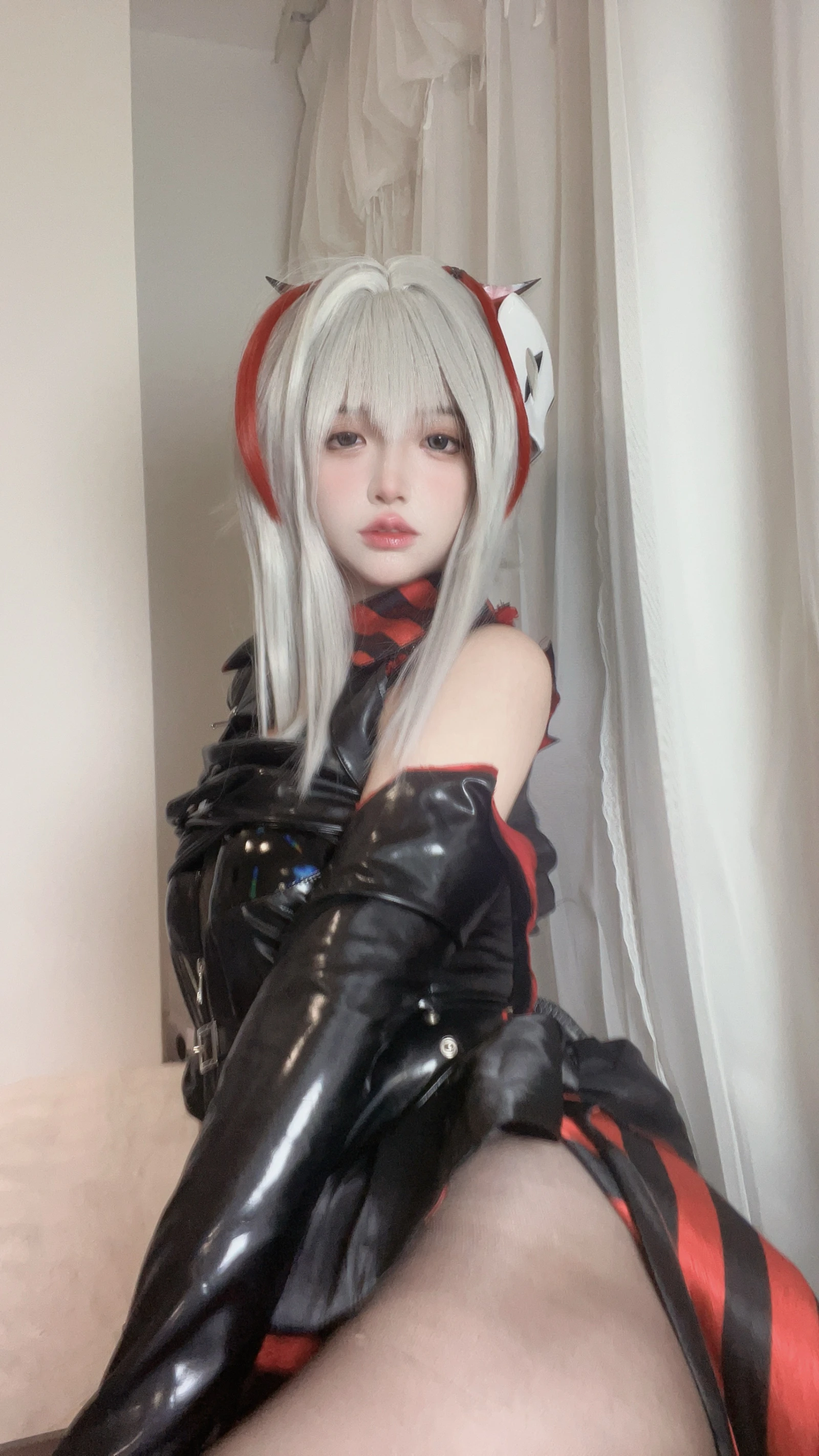 图片[4]-疯猫 明日方舟 33P-COS世界